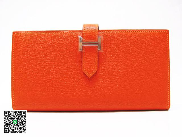 エルメス ベアンスフレ 二つ折り長財布  シェーブル オレンジ 金具 シルバー hq036