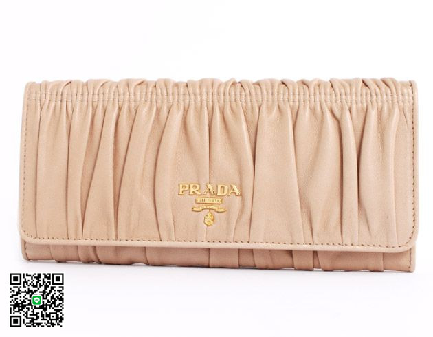 プラダ NAPPA GAUFRE 長財布 ピンクベージュ＆ゴールド 1M1132 スーパーコピー