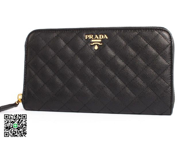 プラダ SAFFIANO QUILTI 長財布 ブラック＆ゴールド 1M0506 スーパーコピー