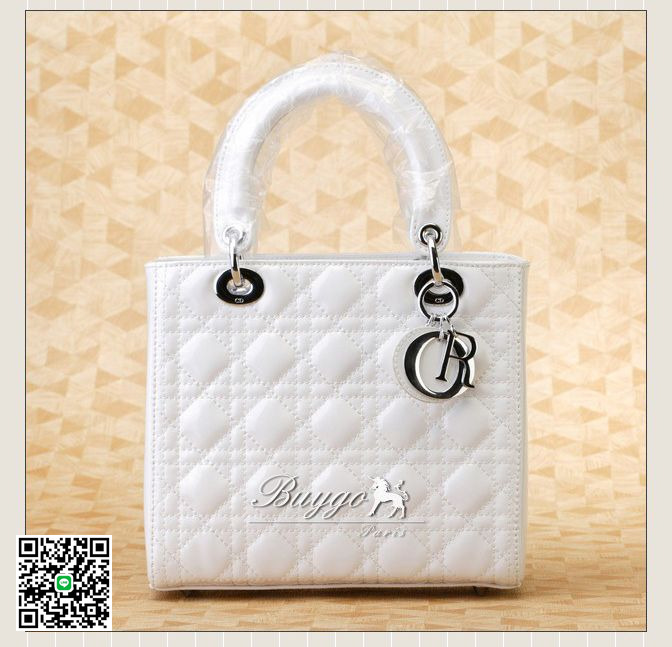 クリスチャン・ディオール（CHRISTIAN DIOR）LADY DIOR 8043 レザー